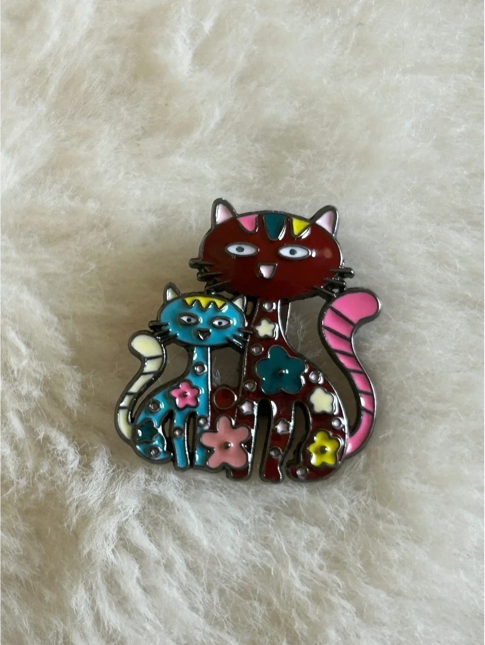 Vintage Style Enamel Cat Brooch Pin with Floral Design
